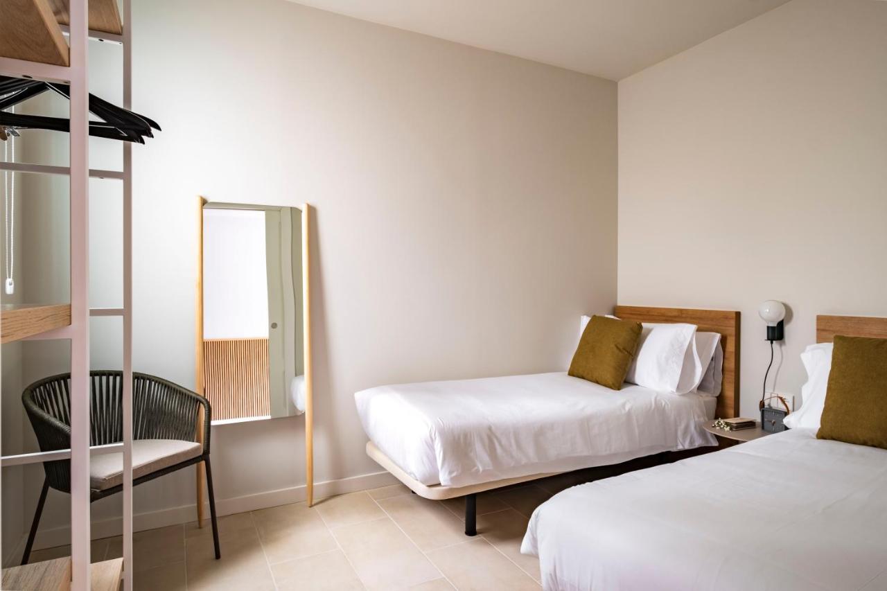 Aspasios Garden Apartments บาร์เซโลนา ภายนอก รูปภาพ