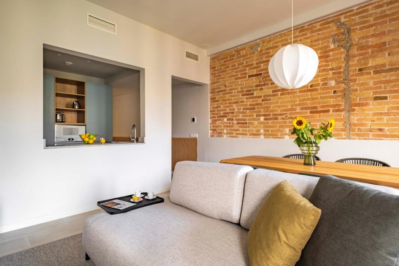 Aspasios Garden Apartments บาร์เซโลนา ภายนอก รูปภาพ