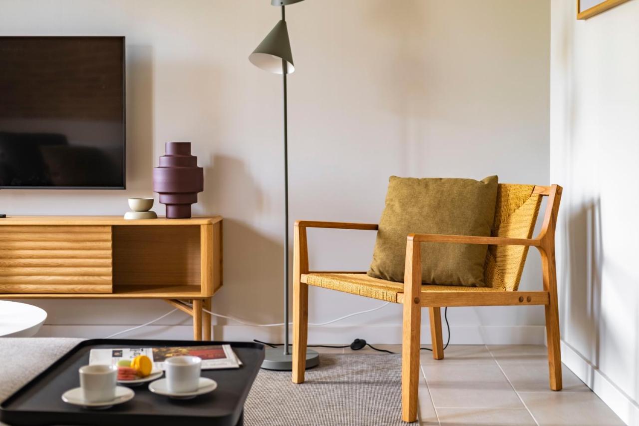 Aspasios Garden Apartments บาร์เซโลนา ภายนอก รูปภาพ